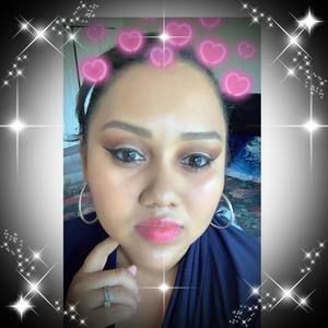 Meet your Posher, Luisa